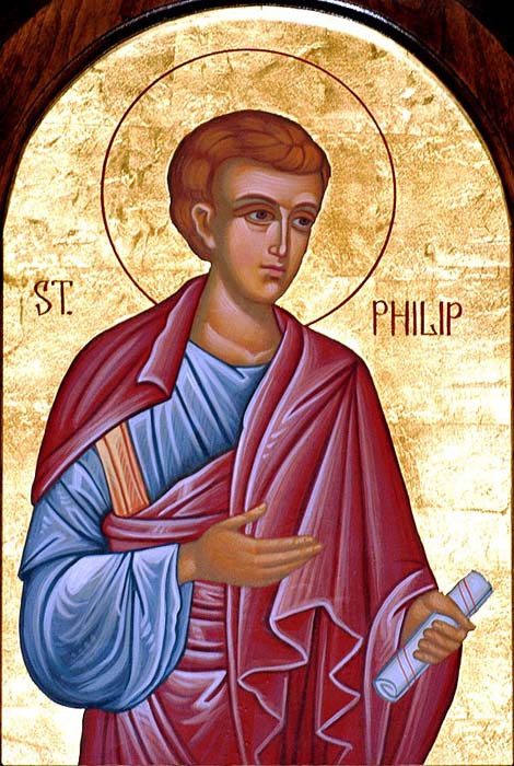 Saint Philip the Evangelist, deacon(Filippodiacono) An icon of Saint Philip the Evangelist and deacon. Robed in red over blue, he holds a scroll in his hand as he looks on.